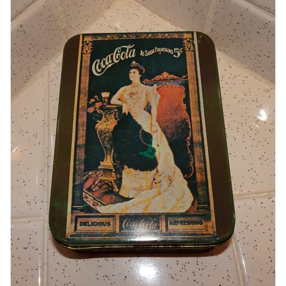 Vintage Coca Cola Queen Mary Tin w/ Note Pad collectible memorabilia stash box - Picture 6 of 11